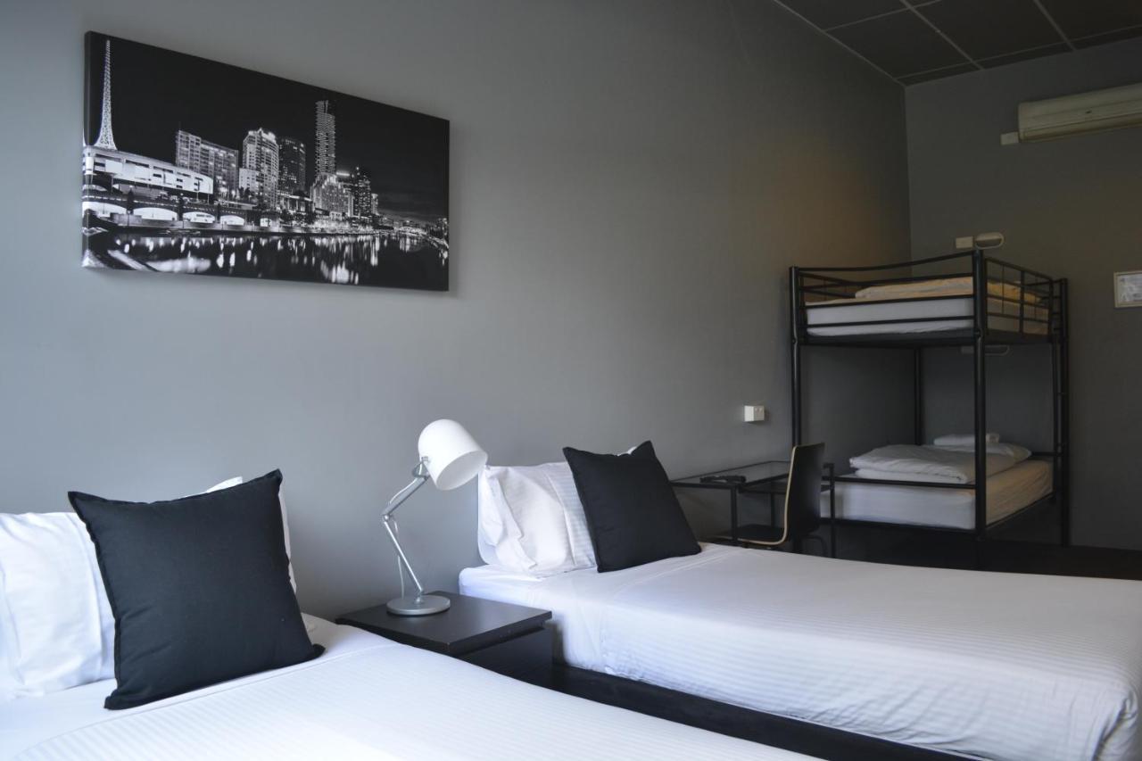 Urban Central Accommodation Melbourne Exterior foto